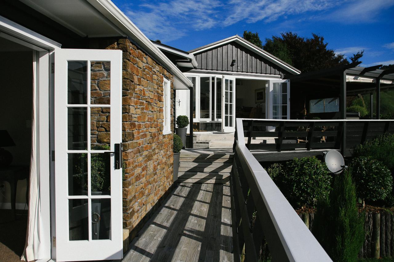 Ngamihi Lodge Rotorua Bagian luar foto